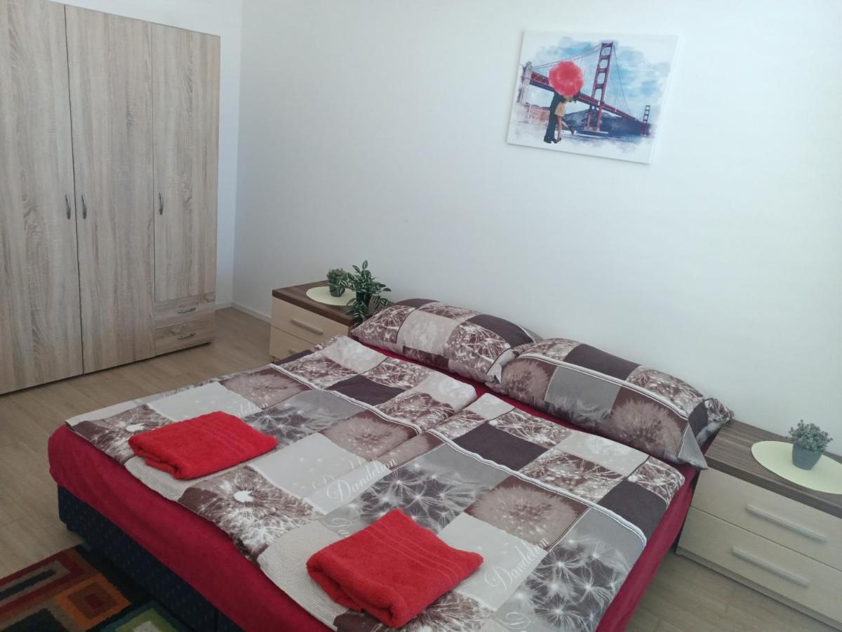 Apartman Stefanikova Zlín Esterno foto