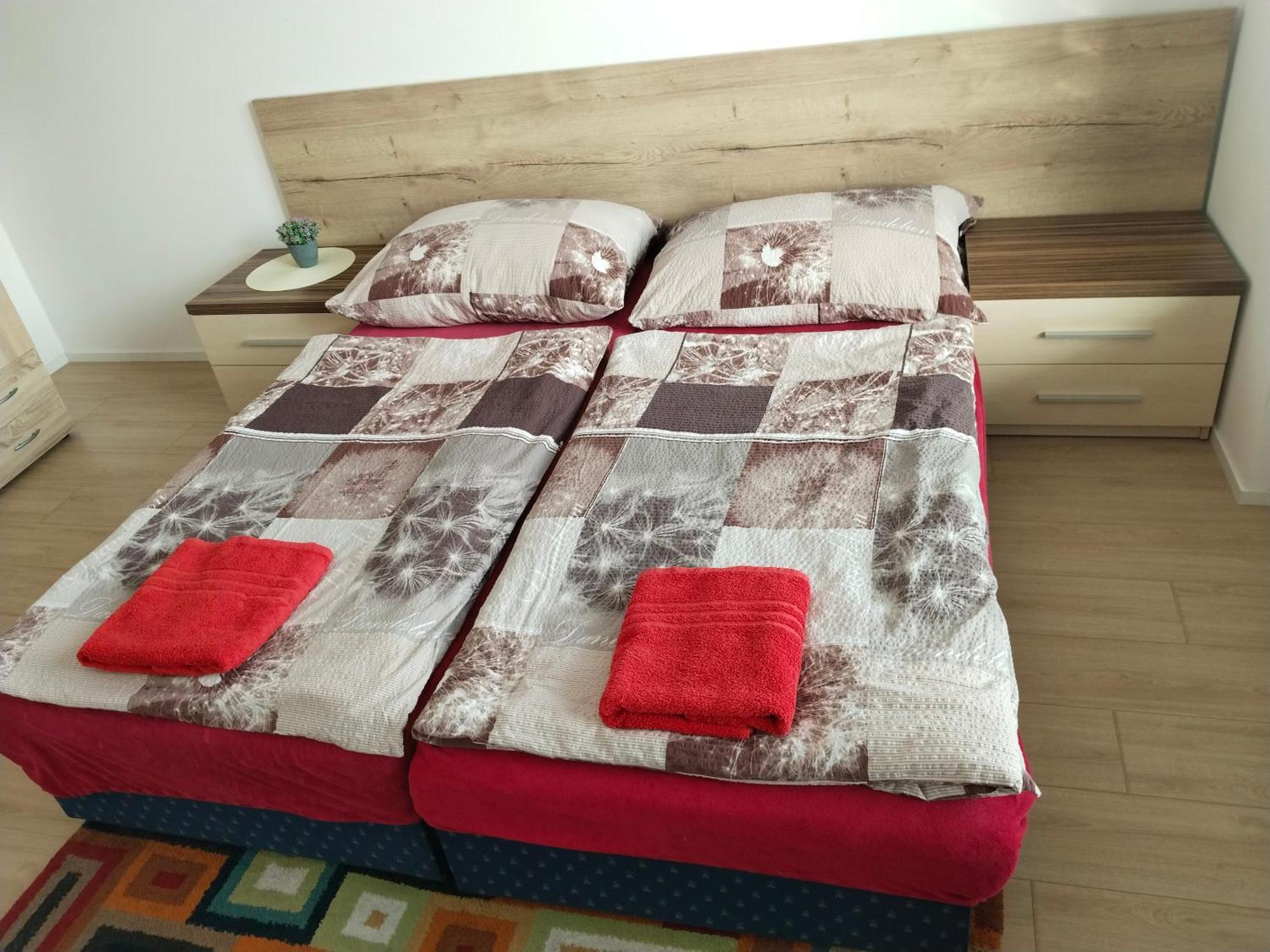 Apartman Stefanikova Zlín Esterno foto